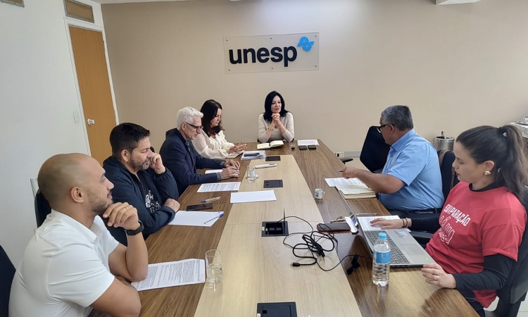 Pauta Específica 2025: Cobrança de compromisso assumido com a referência no final deste ano foi assunto central na terceira negociação   