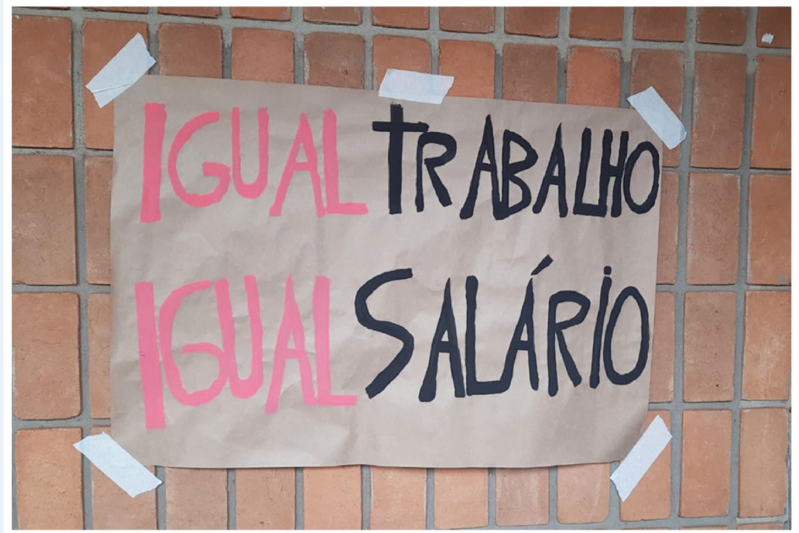 Manutenção da greve, enquete sobre um ano da gestão reitoral, quadros sobre a equiparação   