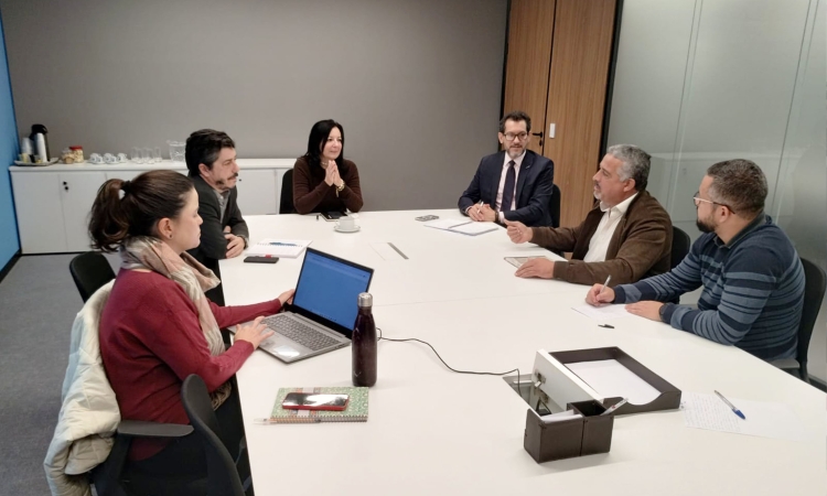 Em reunião com a reitoria, Sintunesp expõe descontentamento com reajuste, reivindica garantia de nenhum tipo de punição e antecipa expectativas da categoria com negociação da Pauta Específica